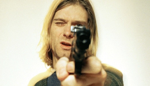 Kurt Cobain: vita, morte e arte in una mostra itinerante. E forse decisamente improbabile, intorno alla produzione privata del mito del Grunge