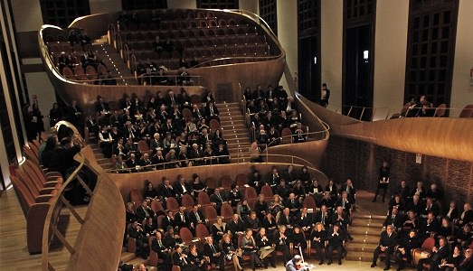 L’Auditorium del Museo del violino di Cremona tra i “Compassi d’Oro” 2016, che premiano anche l’artista Ugo La Pietra e il designer Ron Arad