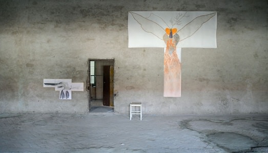 Un nuovo progetto per Contemporary Locus. Domani a Bergamo si svela il Monastero del Carmine con l’arte. Ecco le immagini di “backstage”