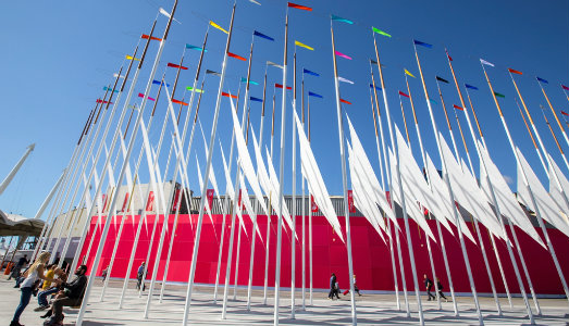 Cullati dal vento e dal mare. Ecco la nuova installazione per il waterfront di Genova Cullati dal vento e dal mare. Ecco la nuova installazione per il waterfront di Genova