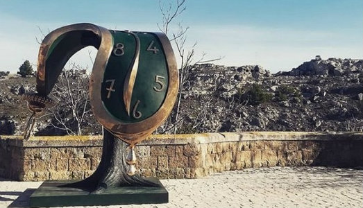 Surrealismo tra i Sassi. Salvador Dalì approda a Matera