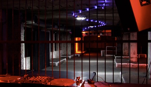 Annunciata per il 2016 l’apertura di un museo della musica techno a Berlino. In barba a Francoforte, che aprirà tra un paio d’anni il suo mausoleo dell’elettronica Annunciata per il 2016 l’apertura di un museo della musica techno a Berlino. In barba a Francoforte, che aprirà tra un paio d’anni il suo mausoleo dell’elettronica