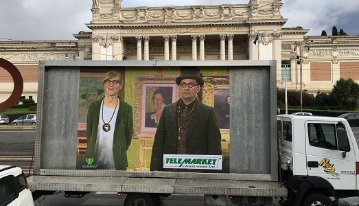 Sì all’arte, no al dozzinale. Iginio De Luca torna sul caso “Tu sì que vales” con un blitz davanti alla Galleria Nazionale di Roma