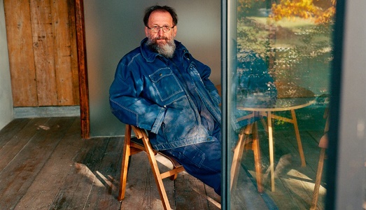 Michele De Lucchi è il nuovo direttore di Domus, iniziando un nuovo ciclo per arrivare ai 100 anni della rivista Michele De Lucchi è il nuovo direttore di Domus, iniziando un nuovo ciclo per arrivare ai 100 anni della rivista