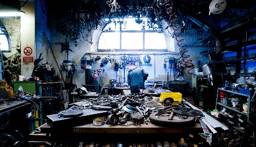 Il contemporaneo che valorizza la tradizione. Arte in dialogo con le eccellenze di Scandicci