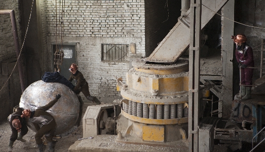 Un’ordinaria distopia. Driant Zeneli presenta il Padiglione Albania per la Biennale di Venezia Un’ordinaria distopia. Driant Zeneli presenta il Padiglione Albania per la Biennale di Venezia