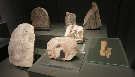 In onore di Giulio Regeni. Il Museo Egizio di Torino dedica una sala al giovane ricercatore ucciso al Cairo In onore di Giulio Regeni. Il Museo Egizio di Torino dedica una sala al giovane ricercatore ucciso al Cairo