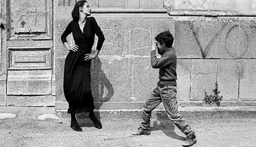 Le fotografie di Ferdinando Scianna a Palermo Le fotografie di Ferdinando Scianna a Palermo