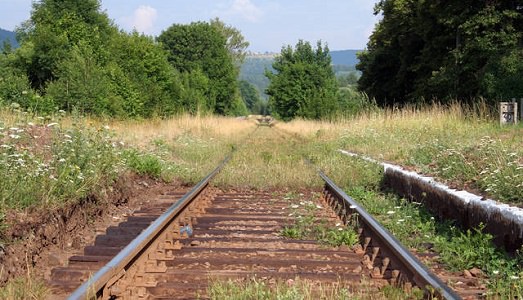 Ferrovie dismesse come tracciati per un nuovo turismo sostenibile. E il Mibact tende la mano alla Fondazione FS