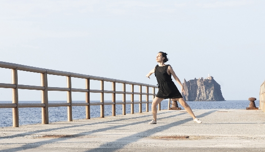 A Stromboli si stacca la spina per la Festa di Teatro Eco Logico, con Leonardo e Shakespeare