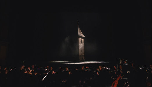 Il suono del campanile sommerso. Il Festival Drodesera parte dal teatro musicale di OHT