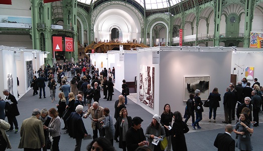 Parigi/3. FIAC al via. Pienone sotto le volte del Grand Palais, quest’anno con meno gallerie ma in odore di ottime vendite Parigi/3. FIAC al via. Pienone sotto le volte del Grand Palais, quest’anno con meno gallerie ma in odore di ottime vendite