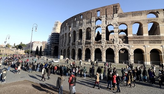 I numeri di Pasqua? Grazie ai musei aperti, anche stavolta, sembra vincere la voglia di cultura. Con pubblico in aumento rispetto al 2015 I numeri di Pasqua? Grazie ai musei aperti, anche stavolta, sembra vincere la voglia di cultura. Con pubblico in aumento rispetto al 2015