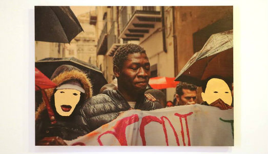 Il tempo dell’intolleranza. Filippo Riniolo porta l’attualità allo Spazio 44 di Roma