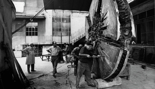 Grandi spostamenti. La storica Fonderia Artistica Battaglia di Milano cambia sede