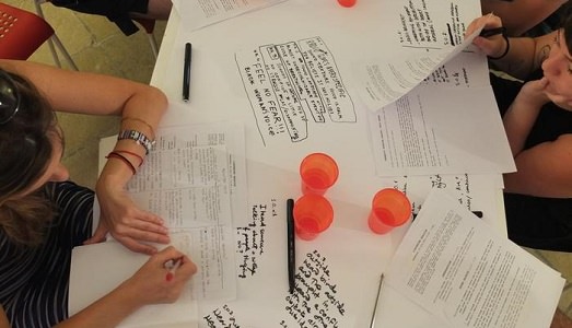 Qual è il suono delle libertà? Ve lo fa sentire, a Lecce, Free Home University. Anche con un tributo a John Lennon