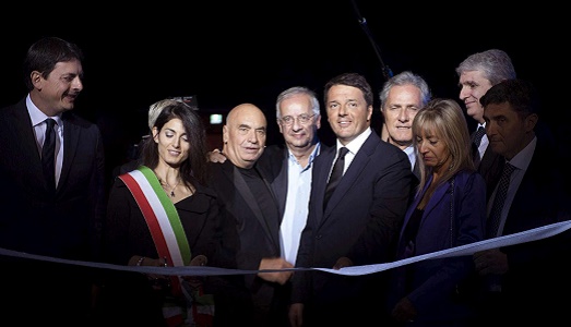 La “Nuvola” di Massimiliano Fuksas consegnata a Roma, dopo diciotto anni di lavori e 413 milioni di euro spesi. Tra i fischi al Sindaco Virginia Raggi