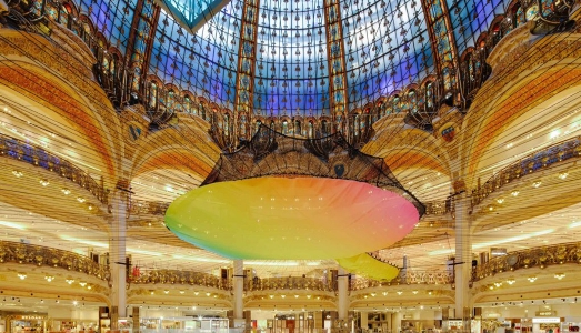 La nuova rete colorata della Galeries Lafayette