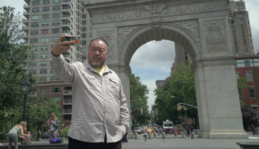 La gabbia dorata di Ai Weiwei fa infuriare gli abitanti di Washington Square Park