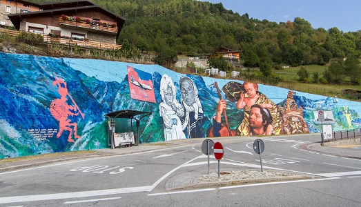 That’s Valley! I segni di “Wall in Art” e “aperto_art on the border”, tra la memoria storica della Val Camonica e la collaborazione di numerosi artisti That’s Valley! I segni di “Wall in Art” e “aperto_art on the border”, tra la memoria storica della Val Camonica e la collaborazione di numerosi artisti