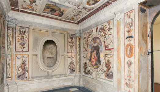 Una sala da bagno ad arte. Geberit-Pozzi Ginori restaura il Comodo di Cosimo de’ Medici