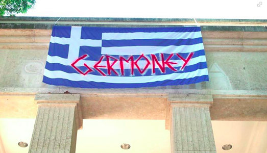 Germania vs Grecia? Macchè! Gli artisti del Padiglione Tedesco a Venezia si schierano contro le misure imposte dall’Europa Germania vs Grecia? Macchè! Gli artisti del Padiglione Tedesco a Venezia si schierano contro le misure imposte dall’Europa