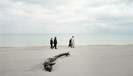 Un inventario lungo quarant’anni, con l’aiuto di illustri amici. Alla Fondazione Pascali si omaggia l’occhio fotografico di Gianni Leone