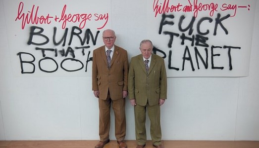 Gilbert & George, nuovi filantropi e galleristi. Il celeberrimo duo pianifica una fondazione per l’arte contemporanea, nel cuore di East End londinese Gilbert & George, nuovi filantropi e galleristi. Il celeberrimo duo pianifica una fondazione per l’arte contemporanea, nel cuore di East End londinese