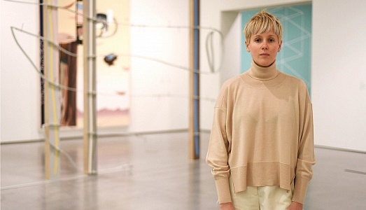 Trentamila sterline per Helen Marten. La giovane artista vince la prima edizione del nuovo Premio inglese “Hepworth” per la scultura