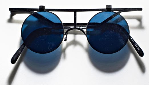 Quanto è bello l’oggetto  | del morto!