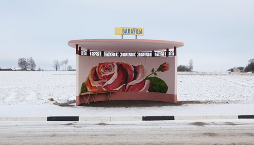 I colori alle fermate dei bus in Bielorussa  |