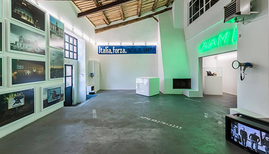 Fino al 14.VII.2017 | Iginio De Luca, Riso Amaro. Dieci anni di blitz | Albumarte, Roma Fino al 14.VII.2017 | Iginio De Luca, Riso Amaro. Dieci anni di blitz | Albumarte, Roma