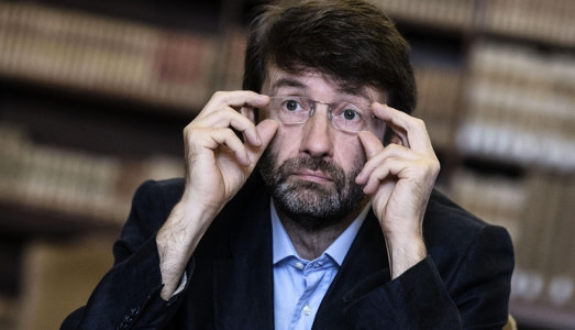 Sensazionalismo e acqua calda