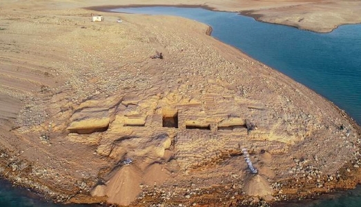 In Iraq, la siccità fa emergere le antiche rovine della misteriosa città di Zakhiku