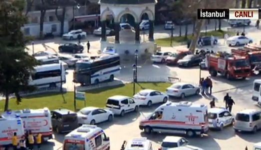 Sangue a Istanbul. Attacco kamikaze nell’area di Sultanahmet, e i colpiti ancora una volta sono turisti