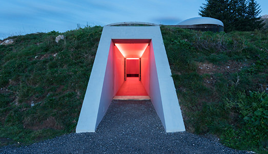 James Turrell sulle montagne austriache James Turrell sulle montagne austriache