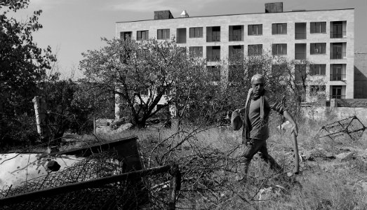 Errare per una R. L’installazione di Carlo De Meo per l’Ambasciata italiana a Jerevan