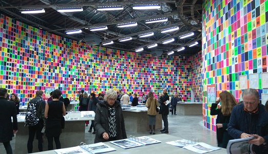 Parigi/1. Preludio di FIAC. Si inizia dal Palais De Tokyo, dove sono in scena vita e poesia di John Giorno, viste con l’occhio di Ugo Rondinone
