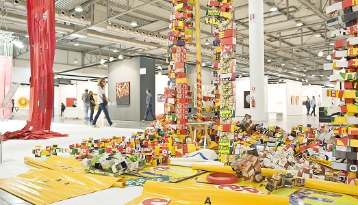 ArtVerona, l’ascesa continua. E oltre agli spazi indipendenti e ai fondi acquisizione aumentati, anche le gallerie partecipanti segnano un più 10 per cento. Ecco i nomi