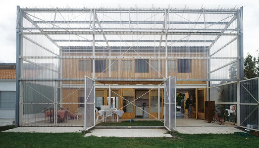 Triennale di Architettura di Lisbona: premio alla carriera per i francesi Lacaton & Vassal, mentre il miglior giovane è il cileno UMWELT |