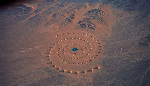 Oggi puoi fare un fantastico viaggio intorno alla Land Art, usando Google Maps Oggi puoi fare un fantastico viaggio intorno alla Land Art, usando Google Maps