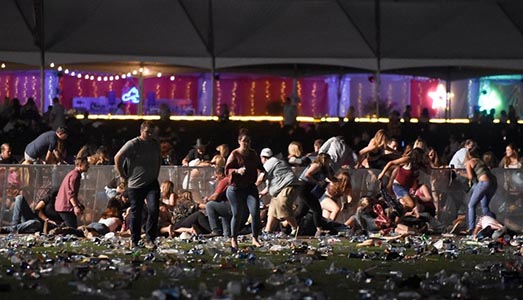 L’uomo qualunque | che spara