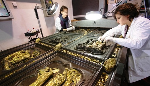 Laurearsi alle scuole statali di restauro. Concluso il processo di equiparazione dei titoli Laurearsi alle scuole statali di restauro. Concluso il processo di equiparazione dei titoli