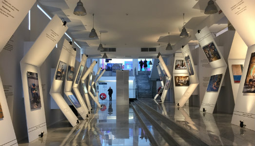 La lettura per Steve Mc Curry. A Roma, Wegil riparte dalla poesia del maestro della fotografia