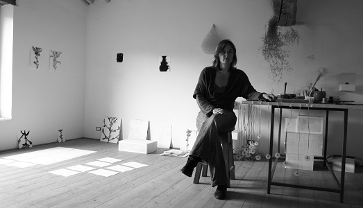 Christiane Löhr vince la 19esima edizione del Premio Pino Pascali. Grazie alle sue opere dalla bellezza armonica, “esili architetture piene di energia” Christiane Löhr vince la 19esima edizione del Premio Pino Pascali. Grazie alle sue opere dalla bellezza armonica, “esili architetture piene di energia”
