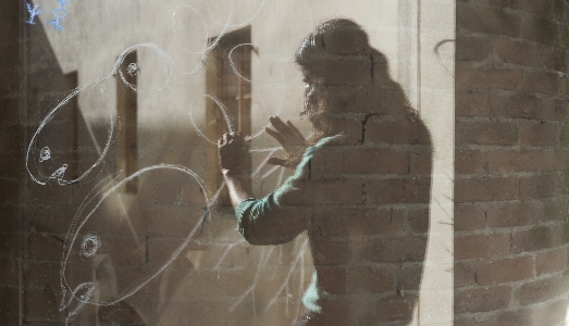 Parole trasparenti di libertà. L’intervento di Lorenzo Cianchi per la Biblioteca di Certaldo Parole trasparenti di libertà. L’intervento di Lorenzo Cianchi per la Biblioteca di Certaldo