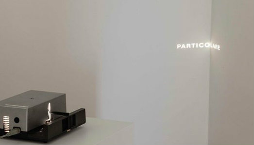 Il tempo tra Lucio Fontana e On Kawara. Alla Building di Milano, apertura serale con concerto