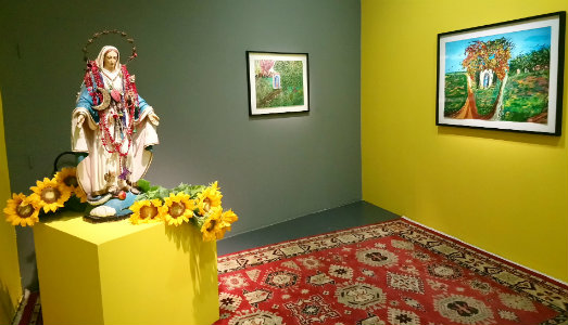 Alla Maison Rouge di Parigi, la storia di Europa e Stati Uniti, tra bambole e deportazioni