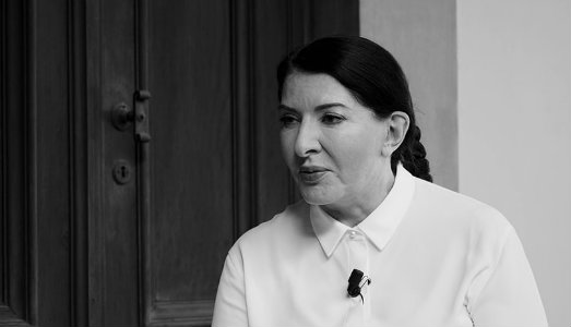 Il successo di se stessi. Marina Abramovic si racconta per il primo episodio di Polimoda Duets