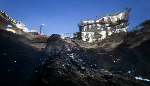 Sul filo del mare. Le fotografie di Martin Devrient approdano in Costiera Amalfitana